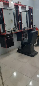 آرایشگاه علی