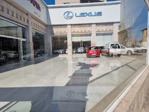 نمایندگی تویوتا لکسوس رنو زارع