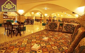 رستوران سنتی تاج خاتون 2