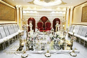 تالار قصر پارسه