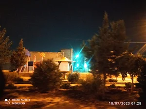 میدان دینارآباد