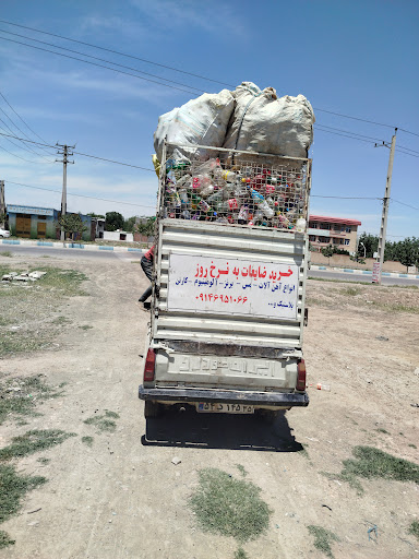 انبار آهن آلات و ضایعات چهره گشا