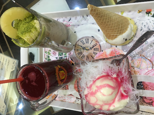 بستنی گل یاس