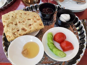 کافه رستوران کریاس