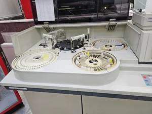 آزمایشگاه سینا 4