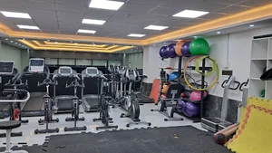 باشگاه بدنسازی آذرماد