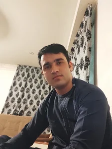گروه یکتا هوم
