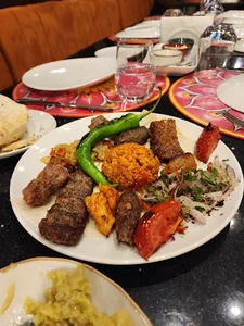 کاشی بیاض