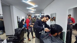 آموزشگاه فنی و حرفه ای آرایشگری مردانه اعتدال