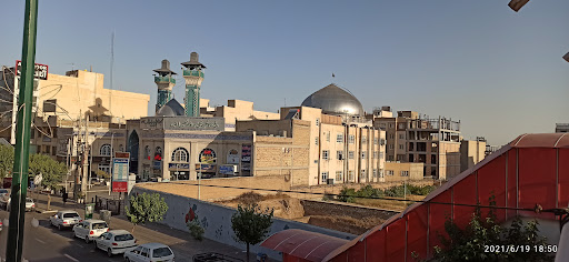 مسجد علی بن ابی طالب (ع)