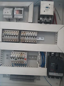 برق صنعتی الکتروساینا