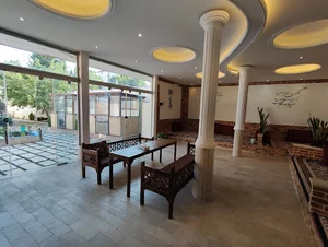 کافه رستوران زیتون سبز
