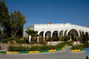 هتل اسپادانا