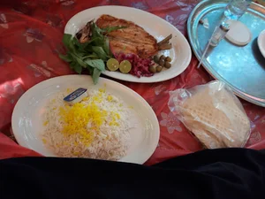 باغچه رستوران باغ بهشت