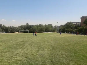 آکادمی فوتبال عقاب (مدرسه فوتبال چهارفصل)