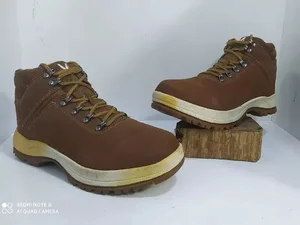 فروشگاه کفش تیم برلند