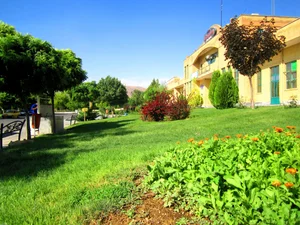 پایانه بزرگ مسافربری ملایر 4