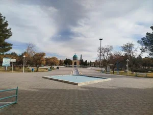 فضای سبز امامزاده سید حمزه 2