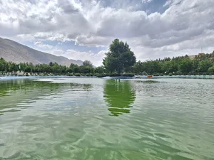 دریاچه تفریحی