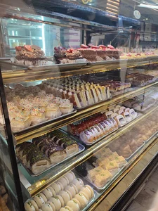 قنادی پاندورا