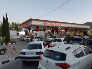 پمپ بنزین دیرین