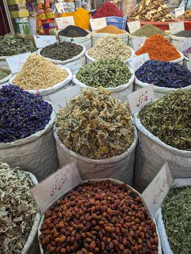 سووجو بازار( بازار سبزی و ادویه جات)