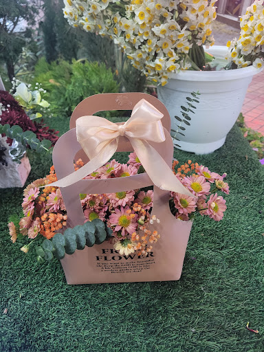 بازار گل نارین