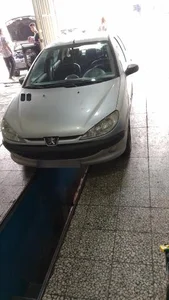 تعمیرگاه مرکزی پژو یوسف زاده 2