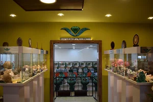 مجموعه گوهر شناسی ایرانشید