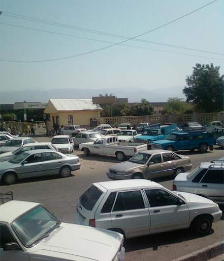 پارکینگ بیمارستان