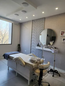 مرکز زیبایی و لاغری روژه
