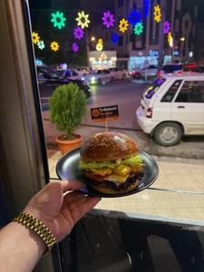 برگر طهرونی (برگر شاپ) 5