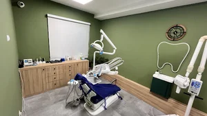 مطب دندانپزشکی دکتر مریم گلزاری