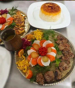 رستوران مهر و ماه