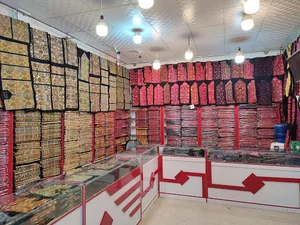 فروشگاه تن پوش بانوان بلوچ