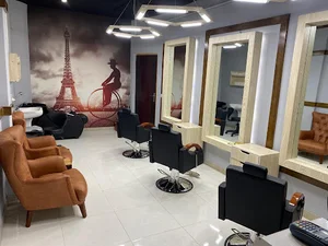 آموزشگاه آرایشگری مردانه زیبا آفرینان آینده