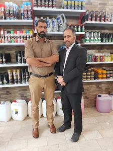 پیس وان، پخش انواع اسپریجات چسب و مواد مصرفی کارواشها