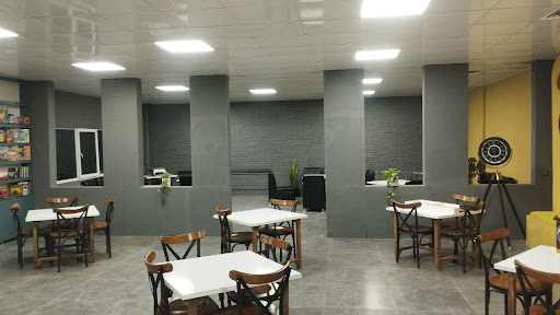 کافه بازی