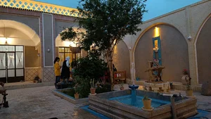 اقامتگاه سنتی مادر بزرگ