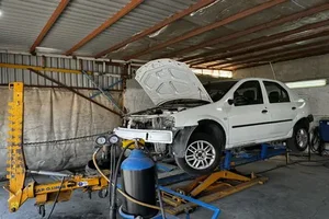 تعمیرگاه تخصصی توکلی ماشین های ایرانی و خارجی