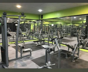 باشگاه ورزشی سیاح شعبه۳(نازنین اگرین سابق)