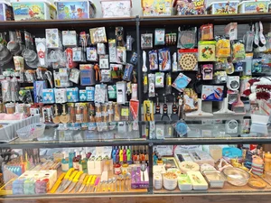 پلاستیک و ظروف یکبار مصرف هخامنش 4