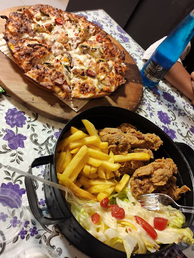پيتزا شهر شب