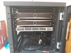 شرکت ایمن الکترونیک یاس