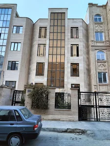 ساختمان اهورا