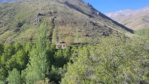 خانه ییلاقی‌ها