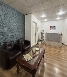 کلینیک زیبایی آینه