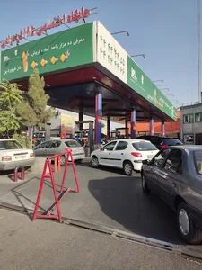 پمپ بنزین دادمان