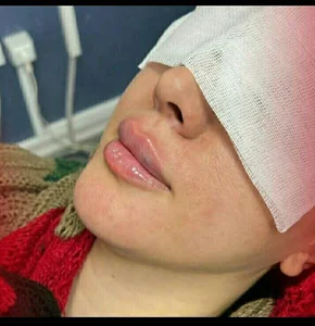آموزش خدمات زیبایی و طب سنتی رز