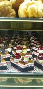 شیرینی سرای گل رز